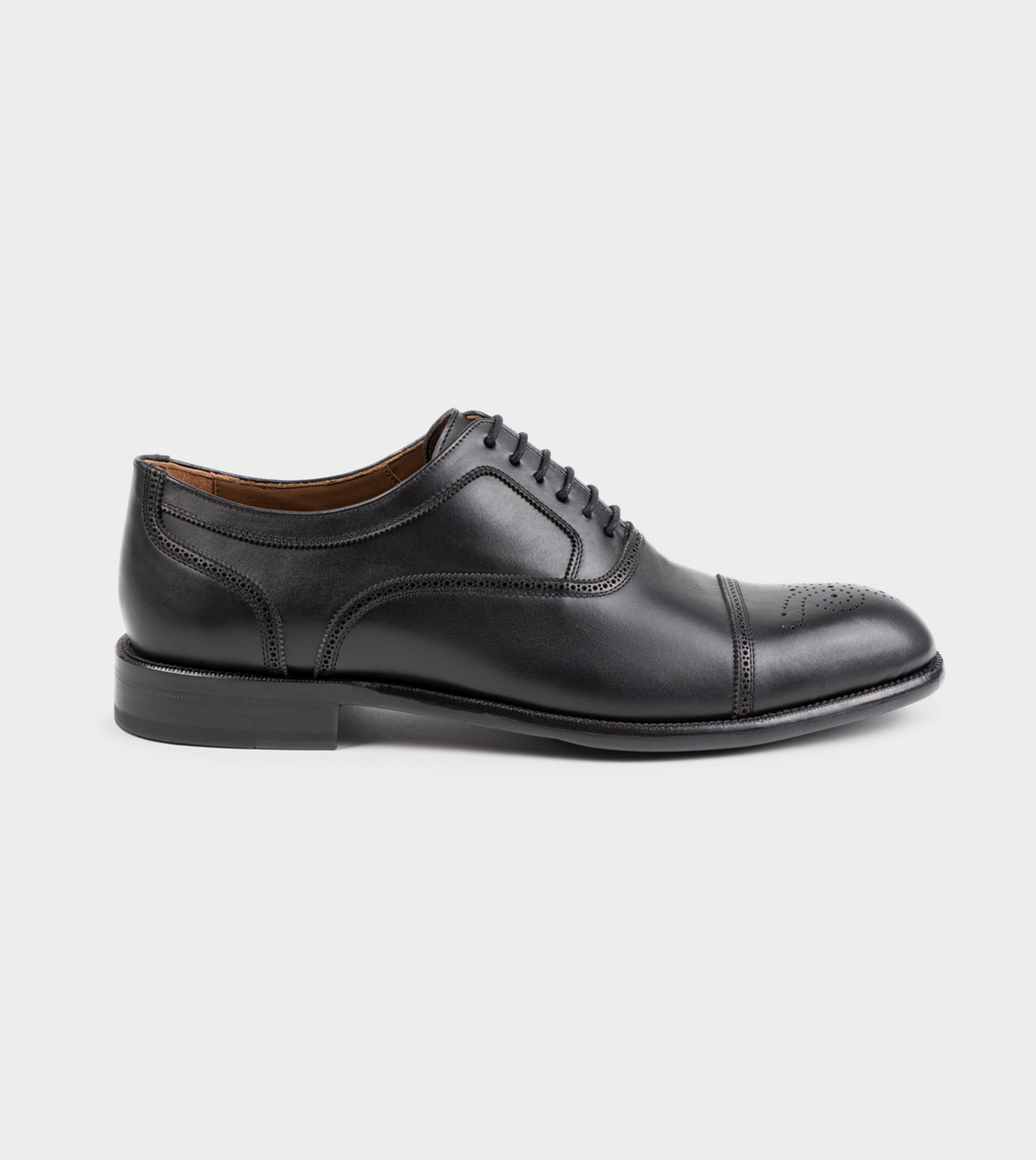 Roger Box Negro