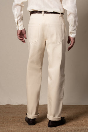 Beige Jeans — detalle del tejido, BUND Costa Vice SS26