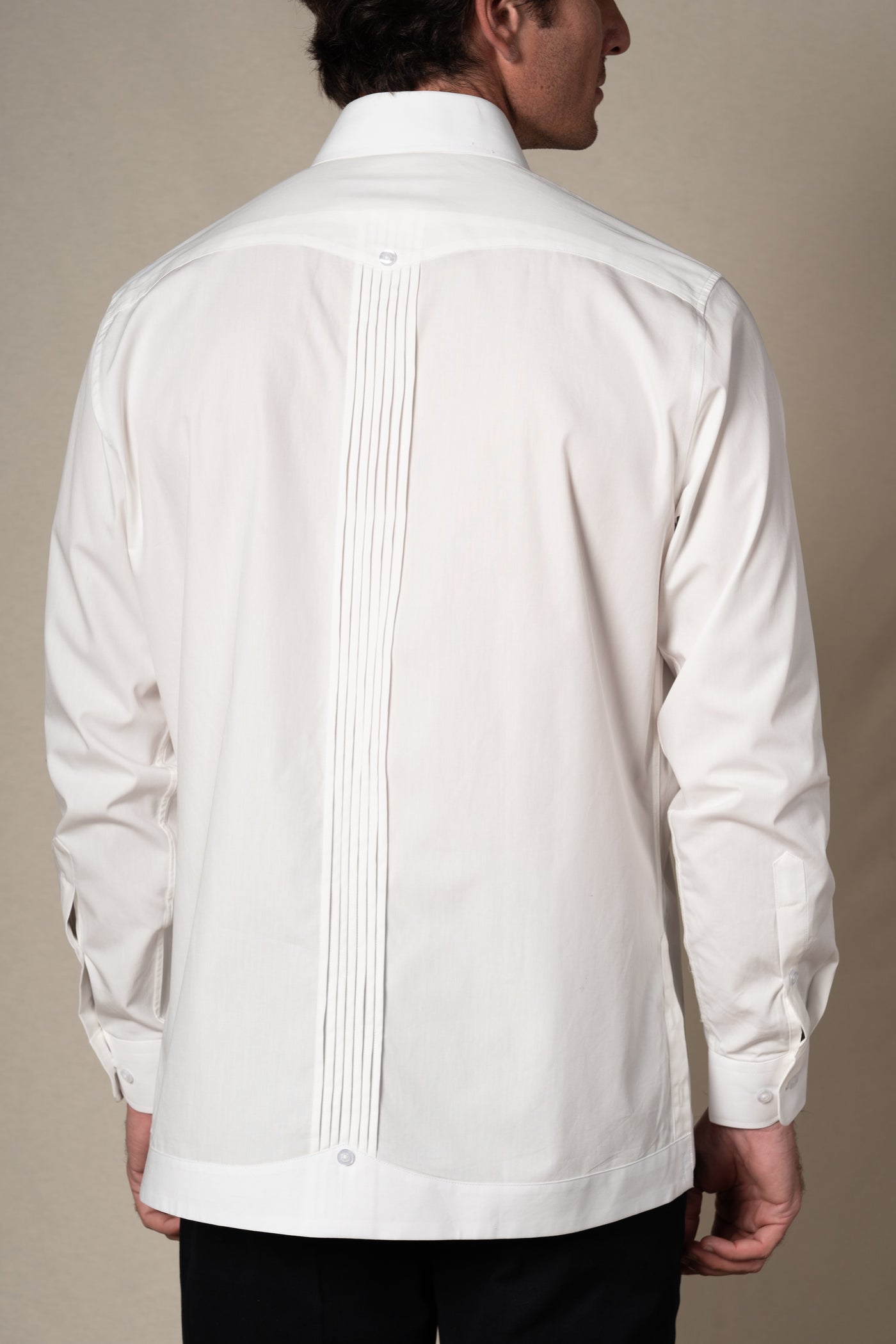 Off White Plain Cotton Guayabera Shirt — detalle del tejido, BUND Costa Vice SS26