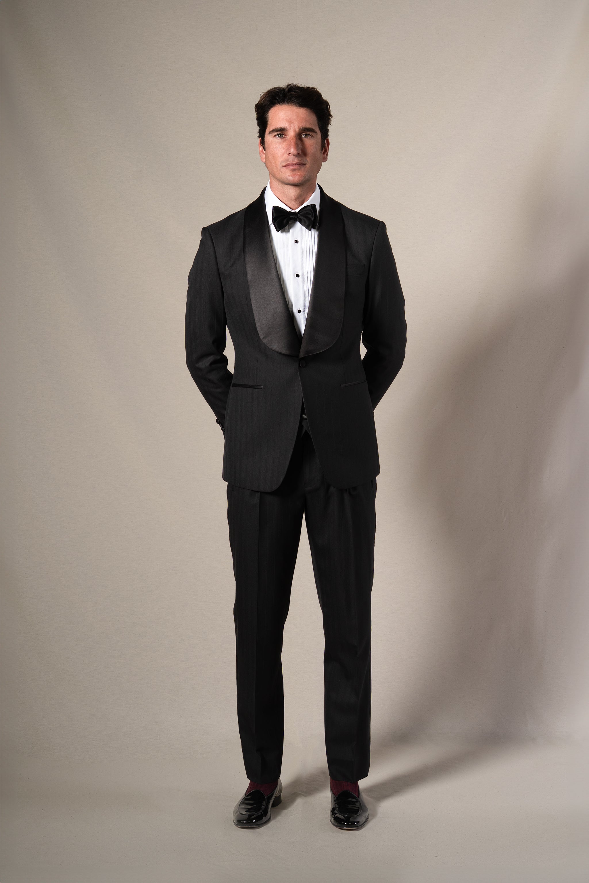 Black Herringbone 3 Pieces Tuxedo - Esmoquin a medida BUND