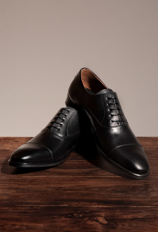 Oxford in Black