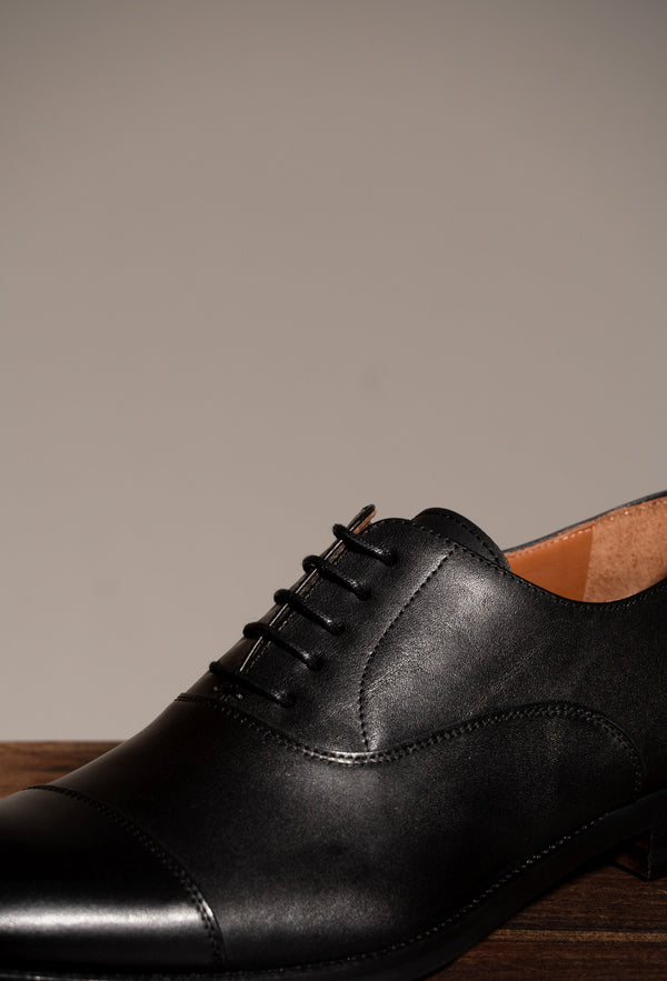 Oxford in Black