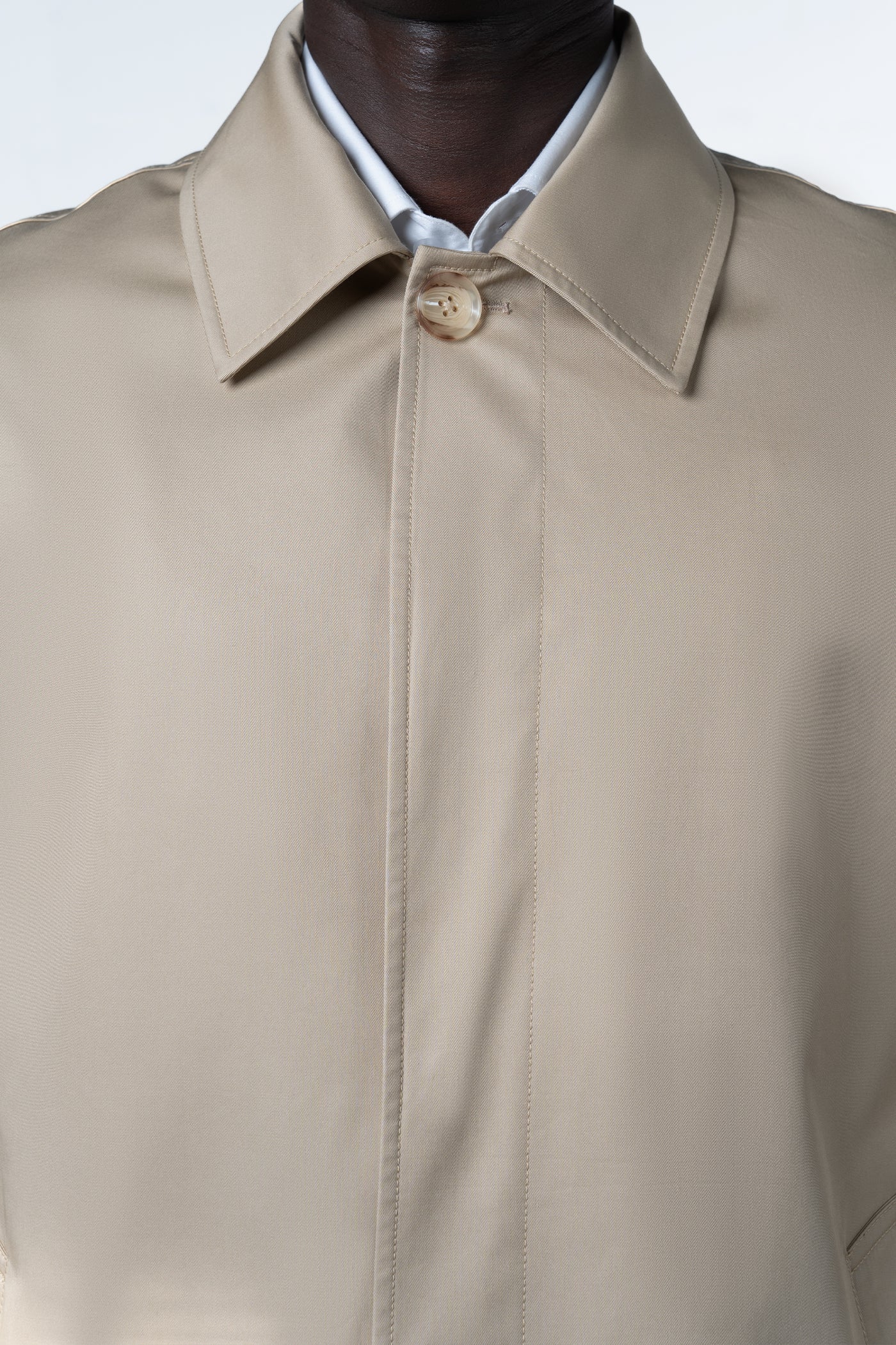 Plain Beige Rain Coat - Abrigo a medida BUND
