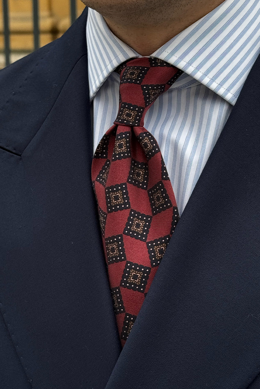 Corbata Geométrica Burgundy